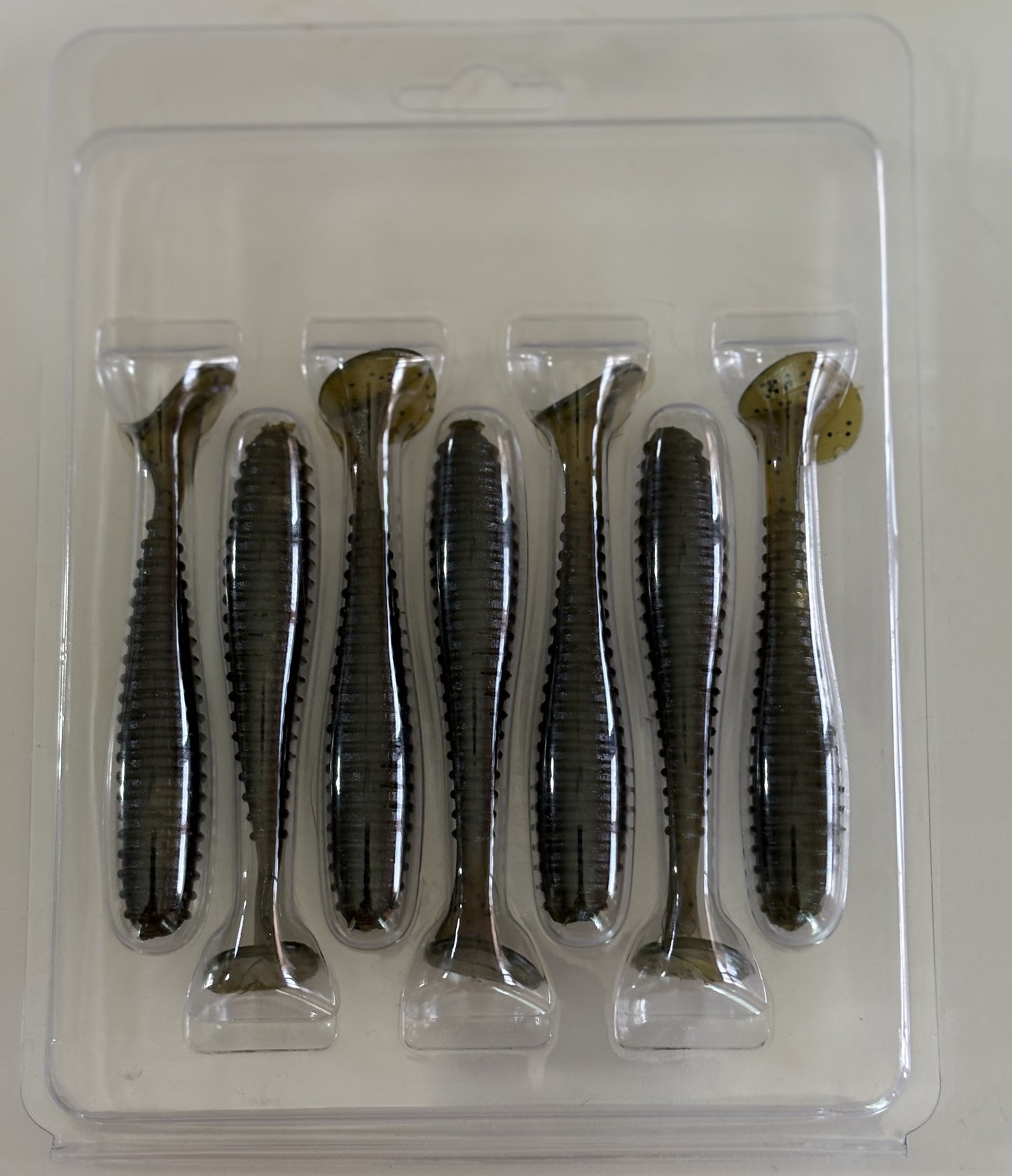 3.5 inch soft plastic ripper swim bait Great for Bass, Walleye and Pike 7 pcs