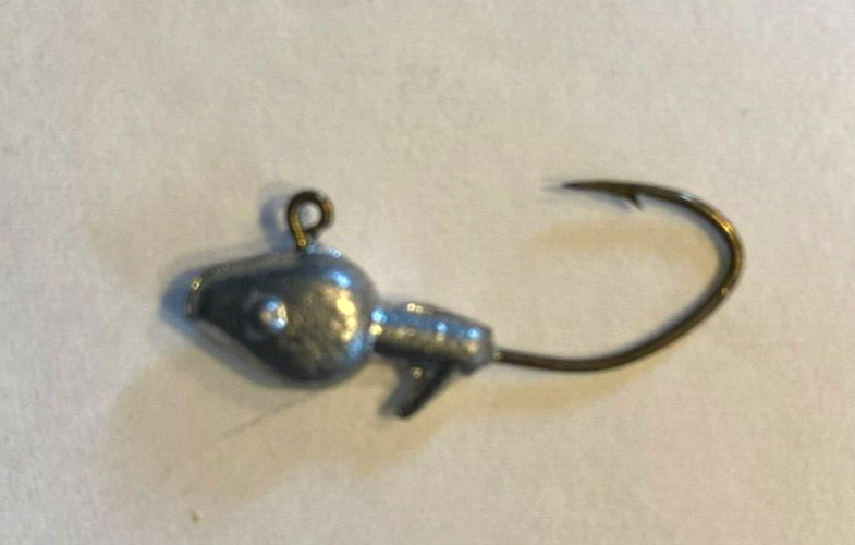 1/32oz or 1/16oz Minnow head jigs with a #4 bronze sickle hook Good for panfish 50 pcs